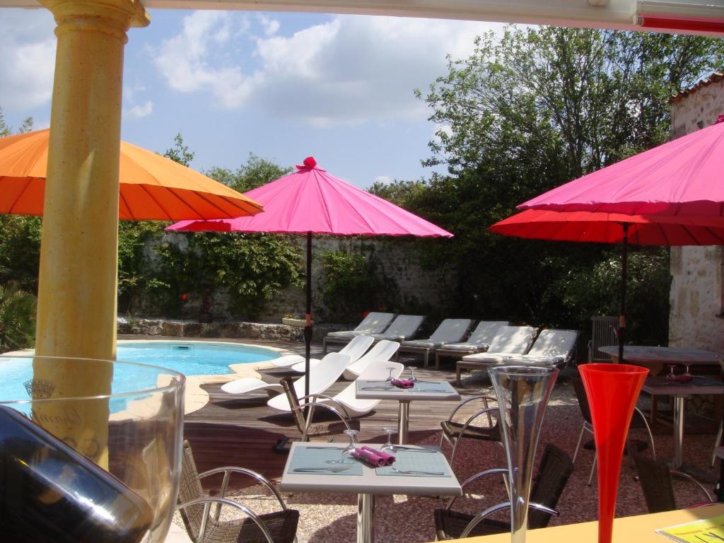 L'Hedoniste Hotel Chérac Екстериор снимка