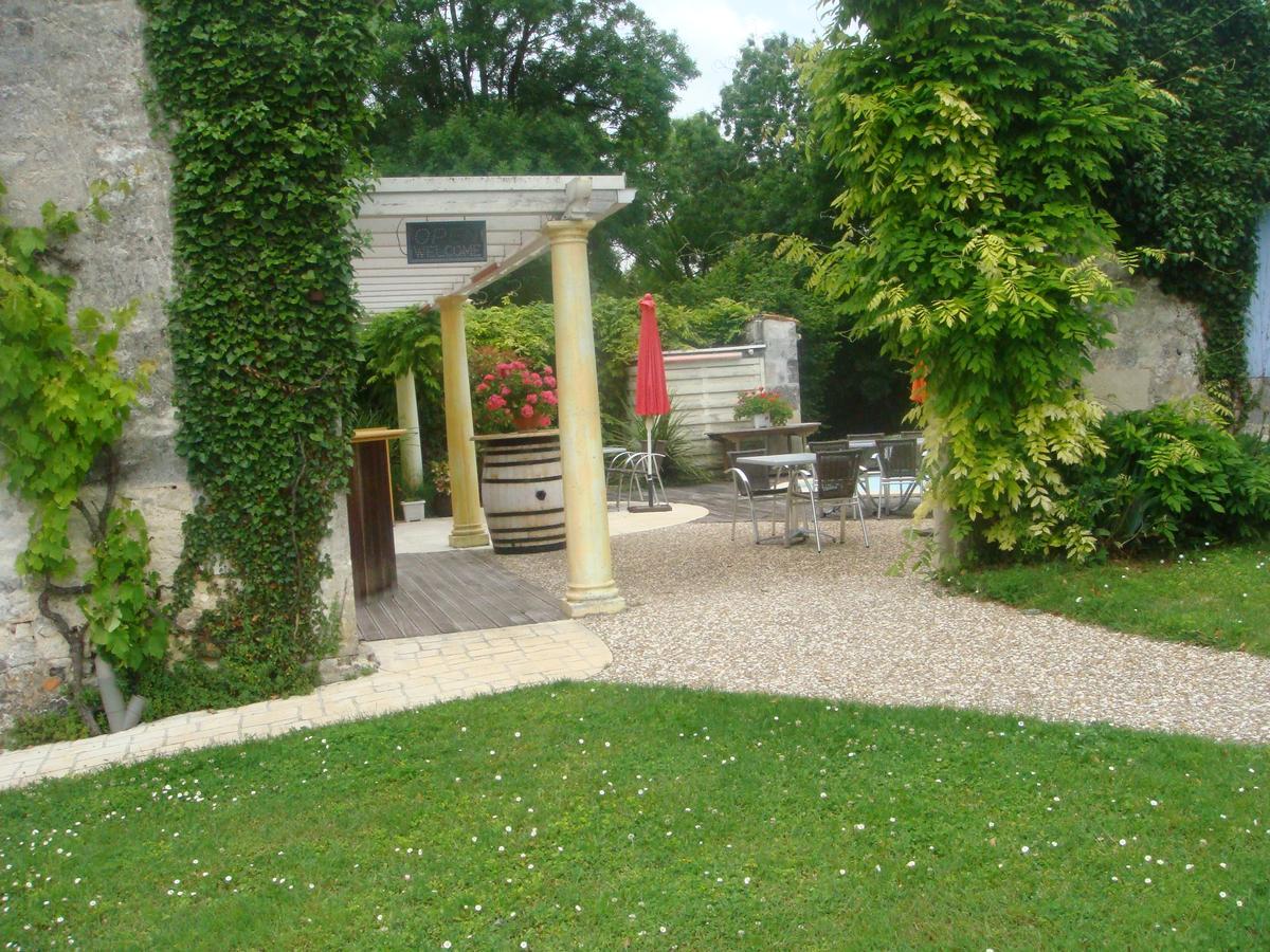 L'Hedoniste Hotel Chérac Екстериор снимка